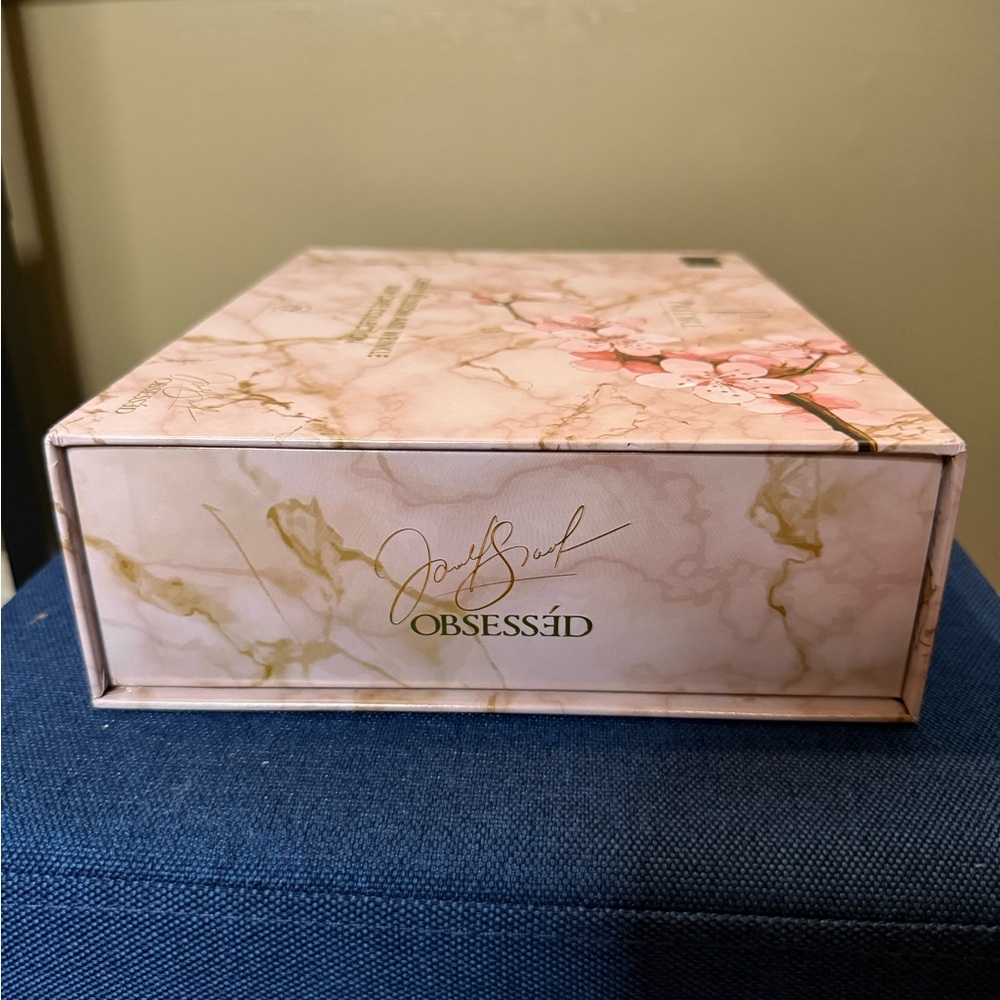 Predire Cherry Blossom 5 Piece Anti-Wrinkle Skin Care Set - Picture 5 of 13